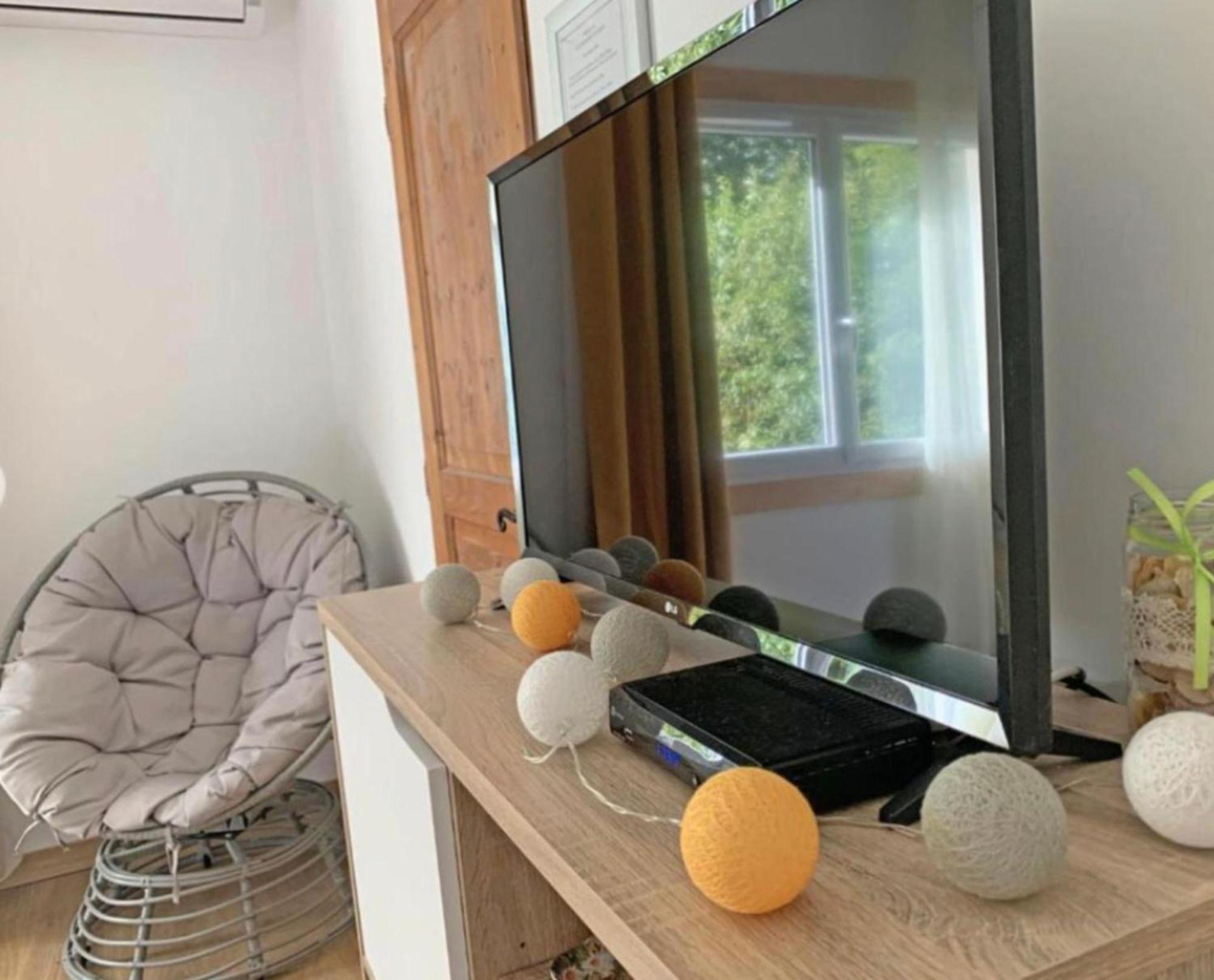 Les Tables Aux Vaches Raviege Hotel La Salvetat-sur-Agout Kültér fotó